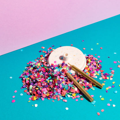 Silicone Drink Topper for Cans in Confetti color for Birthday Drinks