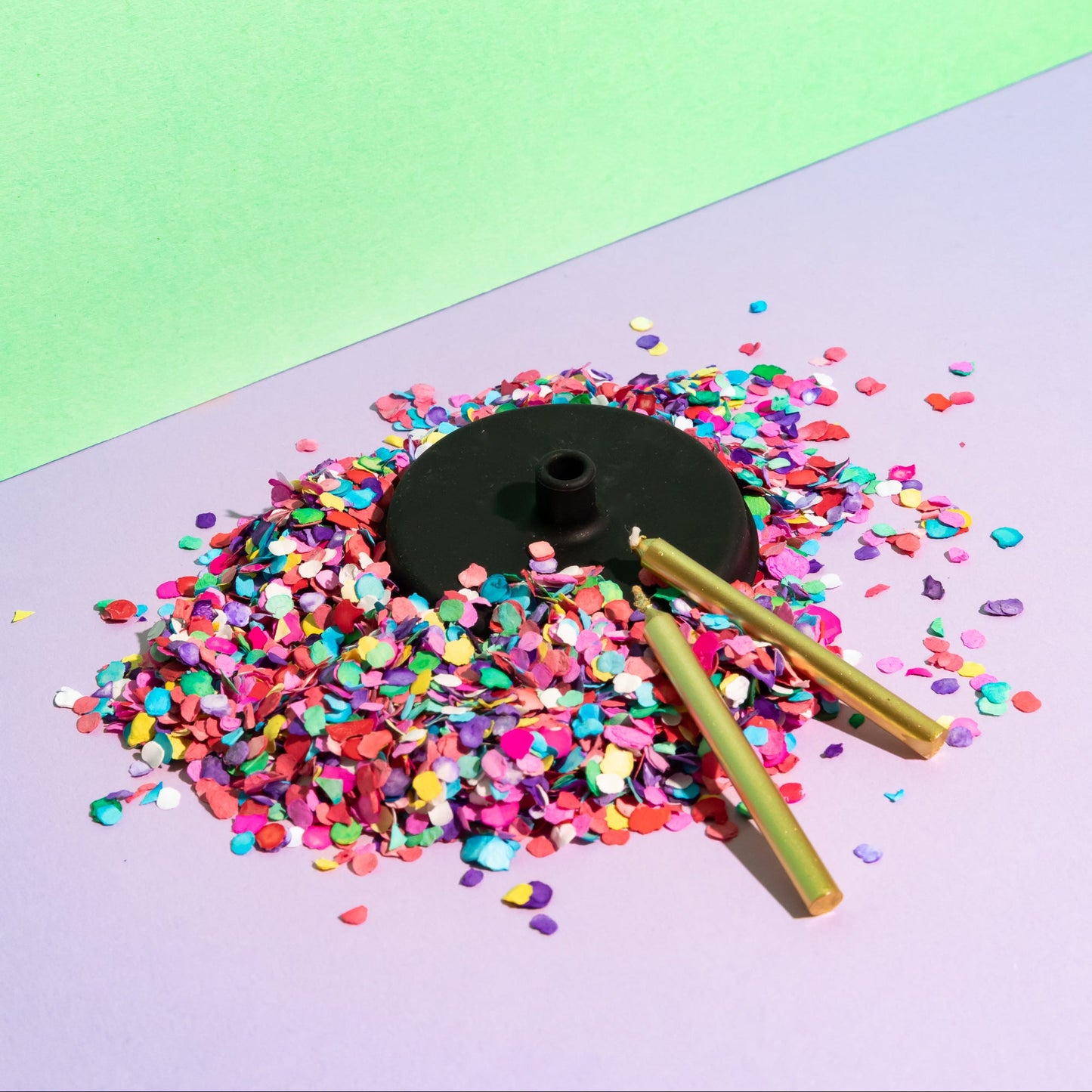 Silicone Drink Topper for Cans in Black color for Birthday Drinks and Canned Beers